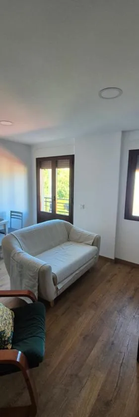 Apartamentos Rio Almar，位于El Cabaco的酒店