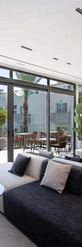 Selini Suites & Waterpark，位于科林瓦里奥的酒店