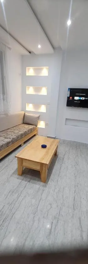 Appartement neuf 55 m2，位于Raʼs al Jabal的酒店