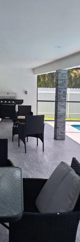 Paradise Cape Vacation，位于珊瑚角的酒店