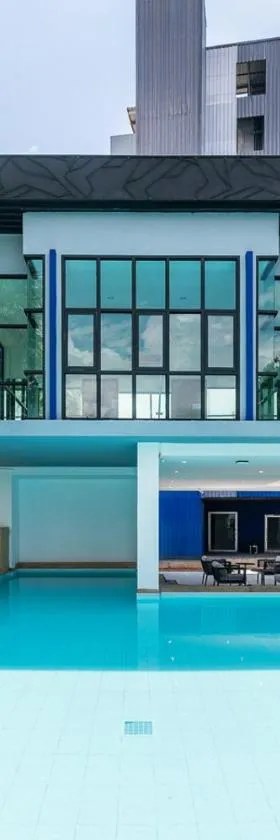 Kokotel Chiang Rai Airport Suites，位于Ban Prong Phra Bat Nok的酒店