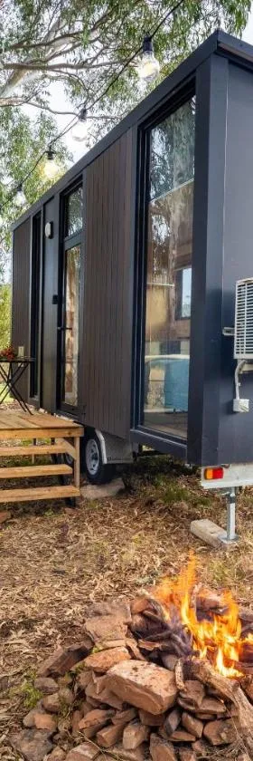 Pedlar Creek Tiny House by Tiny Away，位于麦克拉伦谷的酒店