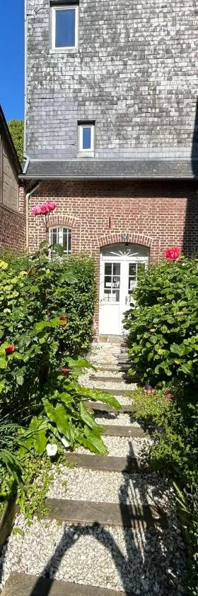 Ma jolie maison de Pont l'Evêque，位于蓬莱韦克的酒店
