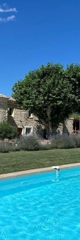 La petite plaine，位于Clansayes的酒店