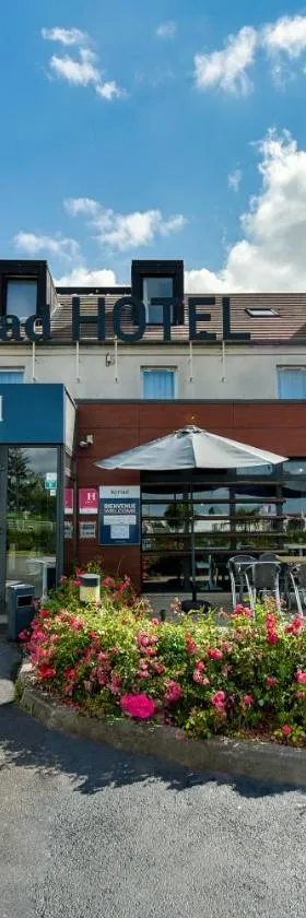 Kyriad Crepy En Valois，位于瓦卢瓦地区克雷皮的酒店