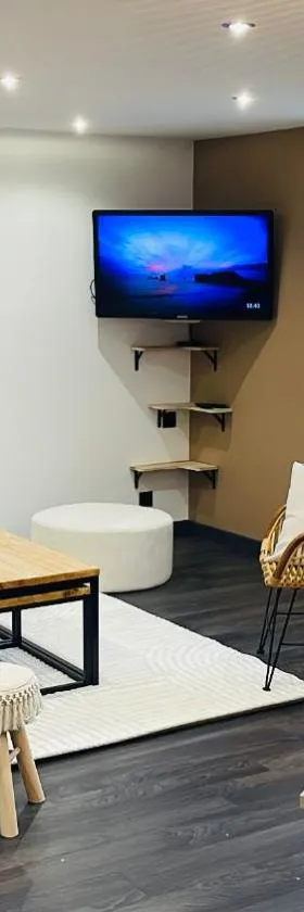 Le Cocon de Mahë，位于Cumières的酒店