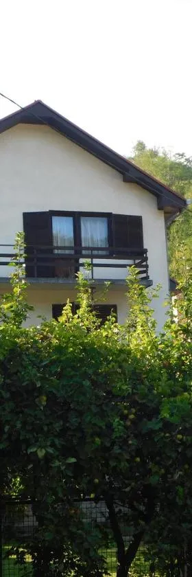 Apartmani Ceca Blaznava，位于Topola的酒店