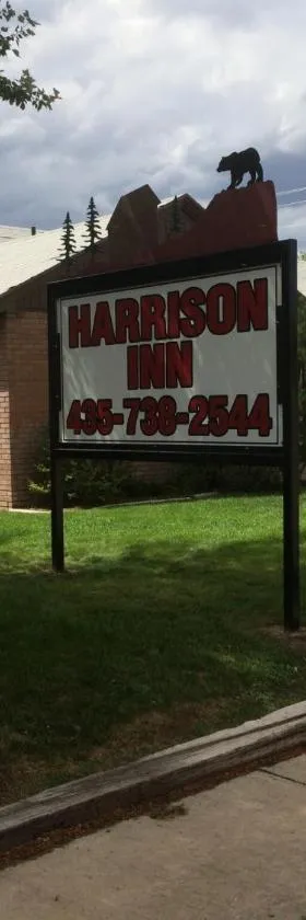 Harrison Inn，位于Duchesne的酒店