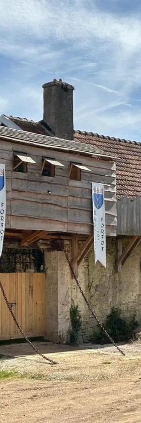 la bastille de Forfot，位于Ampilly-le-Sec的酒店