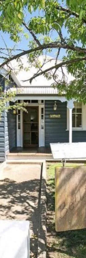 Belltrees - Central, Cosy and Convenient，位于阿米代尔的酒店