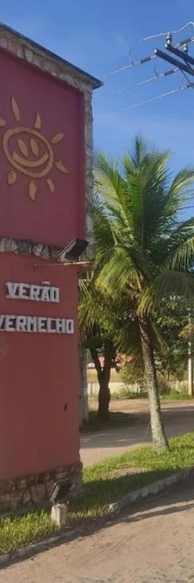 Unamar Cabo Frio, Condomínio Verão Vermelho 1, Casa a 90 metros da praia!，位于卡波布里奥的酒店