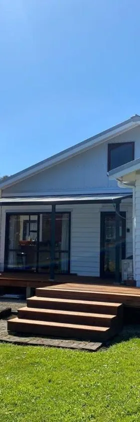 Waterfront Retreat in Collingwood，位于科灵伍德的酒店