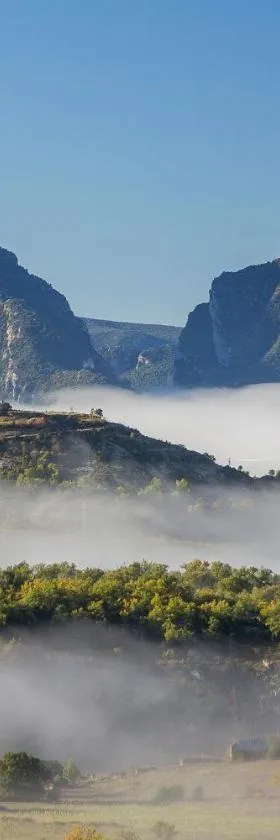 Terra del Congost - Alojamientos en la Naturaleza frente al Congost de Montrebei，位于Castissent的酒店