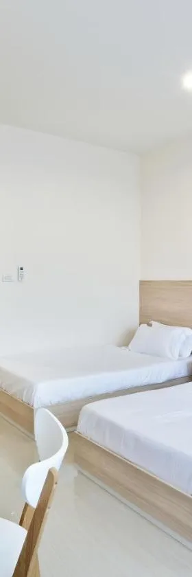 兰格广场旅馆，位于Ban Map Samet Daeng的酒店