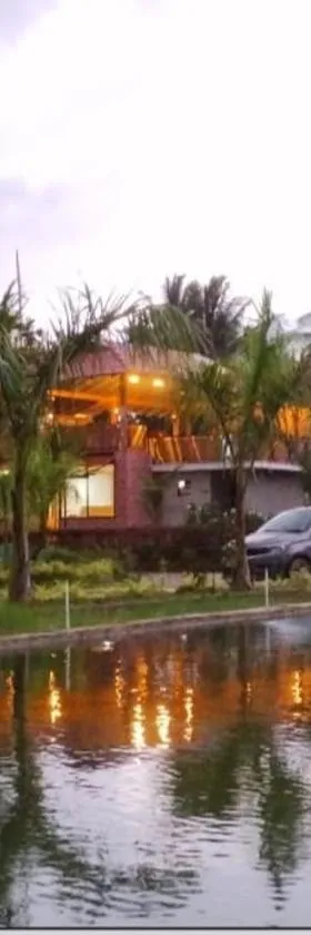 NAVARATHNA International resort，位于Sollebail的酒店