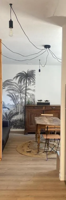 Jolie maison de village，位于尼桑勒兹恩苏涅的酒店