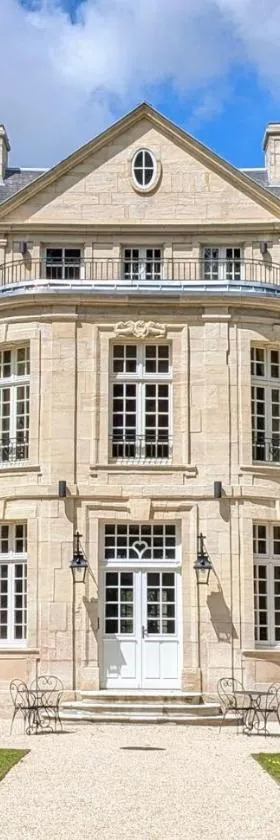 Domaine de Coeurmandie - Hôtel Château，位于Bény-sur-Mer的酒店
