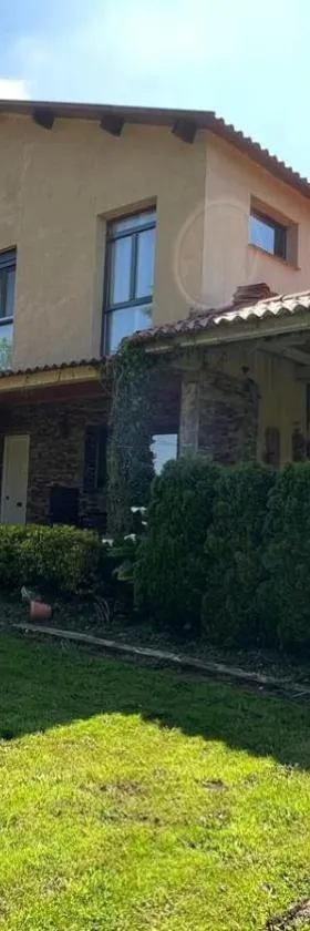 CASAPUEBLO Arzúa，位于Campo的酒店