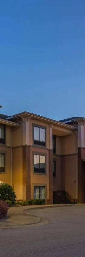 Best Western Plus Tuscumbia/Muscle Shoals Hotel & Suites，位于Tuscumbia的酒店