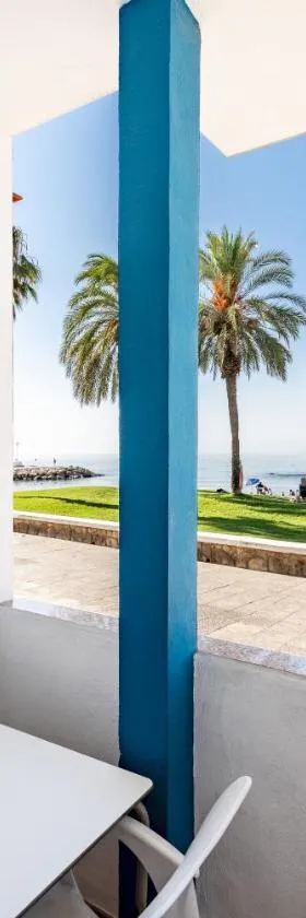 A la orilla del Mar, Pedregalejo，位于林孔-德拉维多利亚的酒店