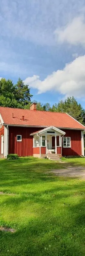 Björnvålsfallet，位于Deje的酒店