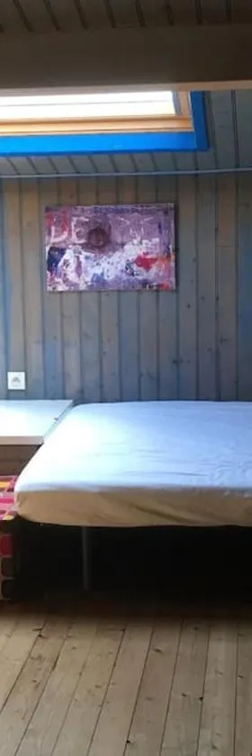 STUDIO A LA PLAGE 20m Belle vue，位于拉盖里尼耶尔的酒店