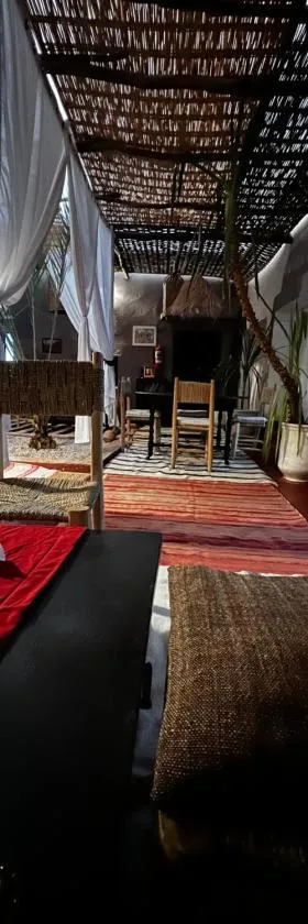 Dar Tadout，位于阿伊特乌里尔的酒店