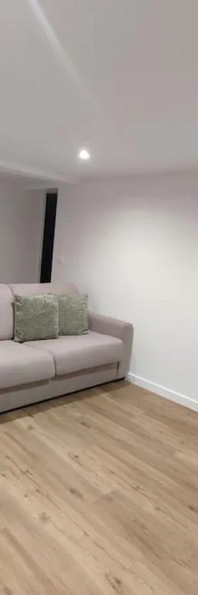 Studio moderne 4 pers max proche Paris，位于Fontenay-lès-Briis的酒店