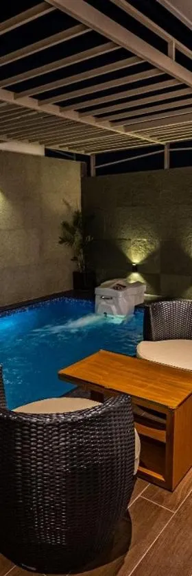 S R Luxury Stays，位于迈索尔的酒店