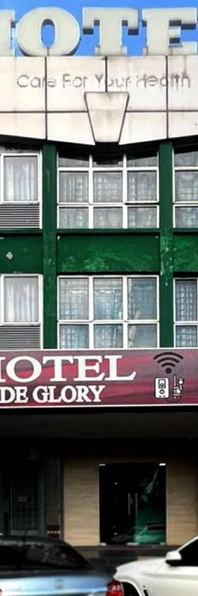 DE GLORY HOTEL UsJ 21，位于梳邦再也的酒店