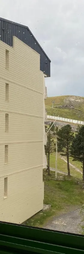 Studio vue sur les pistes，位于彼埃尔圣马丁的酒店
