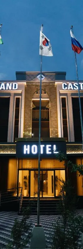 Grand Castle Hotel，位于乌尔根奇的酒店