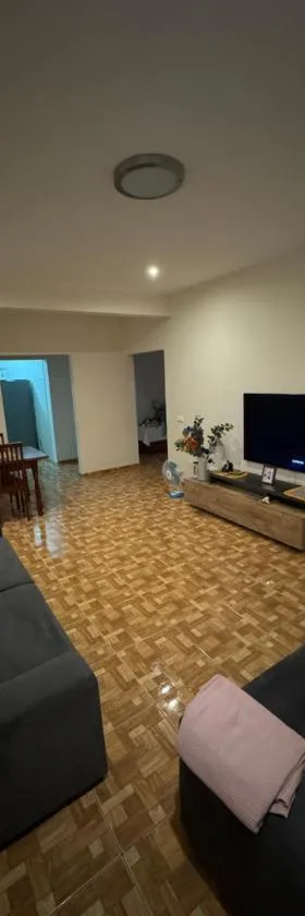 Apartment T2 for rent in Porto Novo，位于波多诺伏的酒店