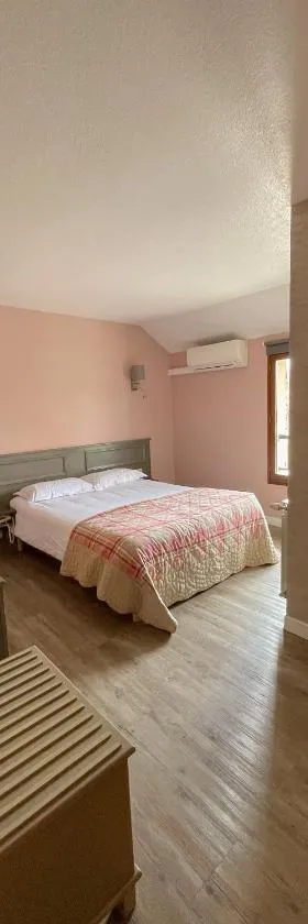 Maison Legate "Hôtel Le Baudiere & Spa"，位于圣比兹的酒店