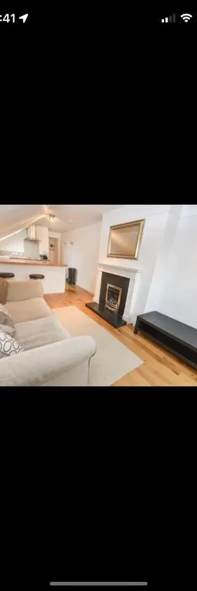 Top floor apartment Bishops Stortford Station，位于彼索普斯托福的酒店