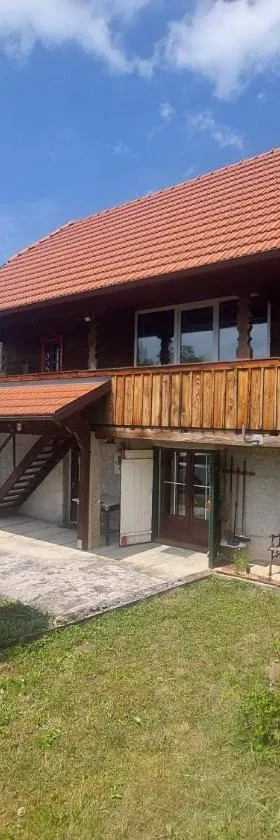 Old Style，位于Vukšin Šipak的酒店