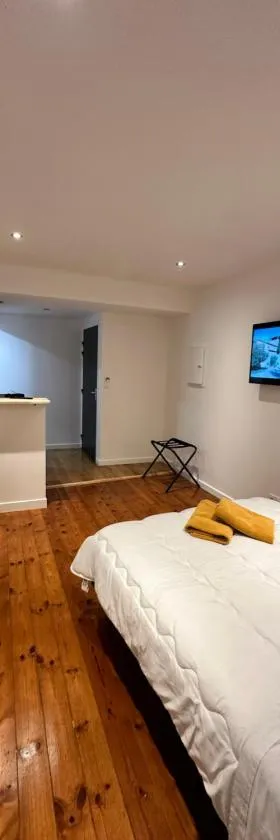 Chambre2 face au donjon，位于蓬的酒店
