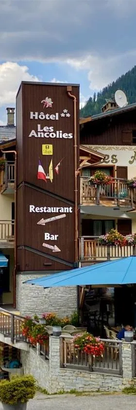 Logis Hôtel Les Ancolies，位于阿雷什的酒店