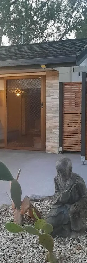 Bee Cottage，位于黄金海岸的酒店