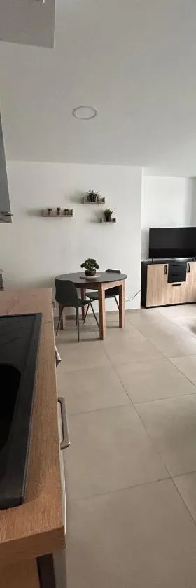 Joli T2 chez Mumu，位于埃尔巴斯河畔圣多纳的酒店