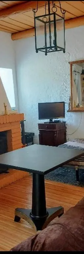 La casita en la Alcornocosa -Sevilla，位于塞维利亚的酒店