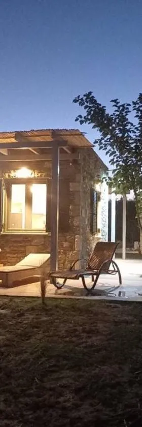 Petousis Villas，位于Galatás的酒店