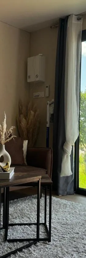 Logement cosy indépendant avec jardin et Parking，位于Cornillé的酒店