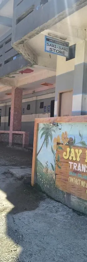 Jay Henry Transient Beach house, B Pagudpud, BLUE LAGOON BEACH，位于帕古普的酒店