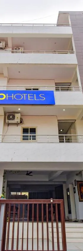 FabHotel The Bird House，位于德拉敦的酒店