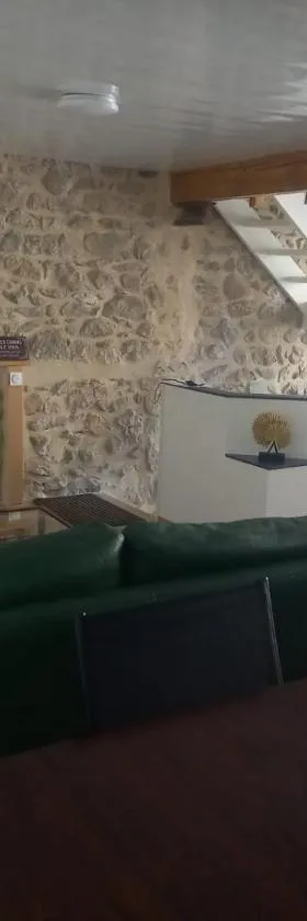 Le Gîte des Tisserands，位于孔夫朗自由城的酒店