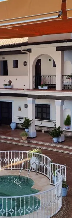 Palacio Doñana , Rural & Luxury，位于埃尔罗西奥的酒店