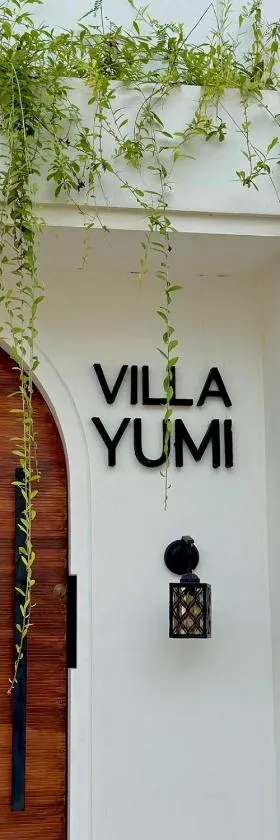 Villa Yumi，位于卢塞纳的酒店