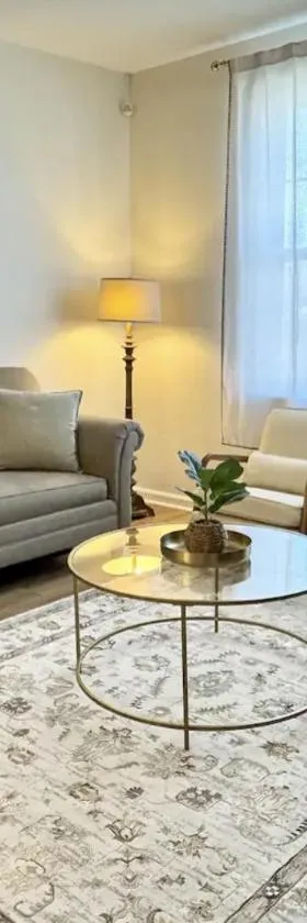 Luxury Condo Near NYC, MetLife & American Dream，位于Passaic的酒店