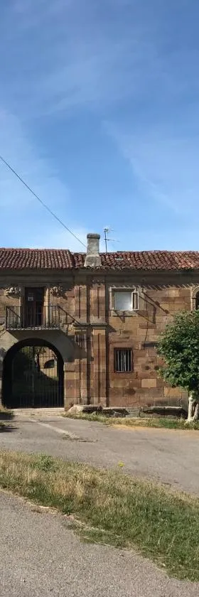 PALACION DE LAS HENESTROSAS，位于Henestrosa de las Quintanillas的酒店